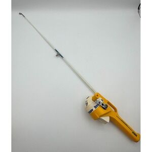 Vintage Snoopy Zebco Fishing Rod Spincast Combo Kids Youth Yellow